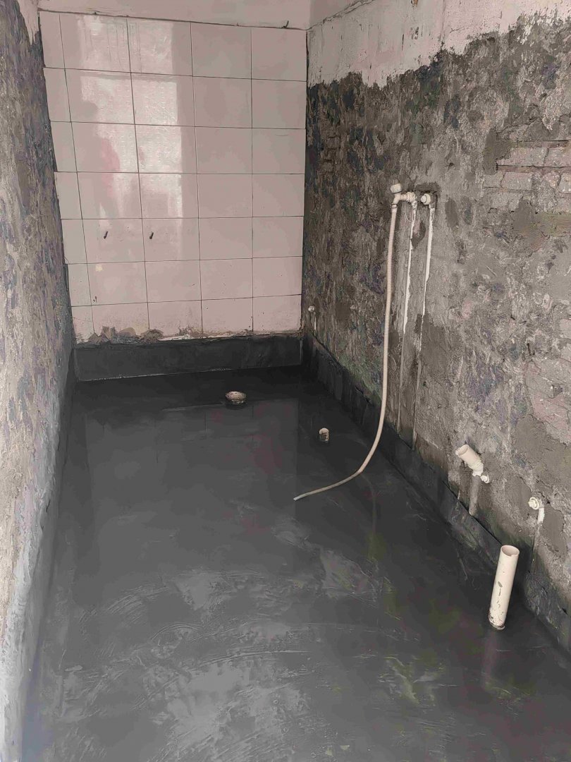 黑祁路卫生间漏水改造